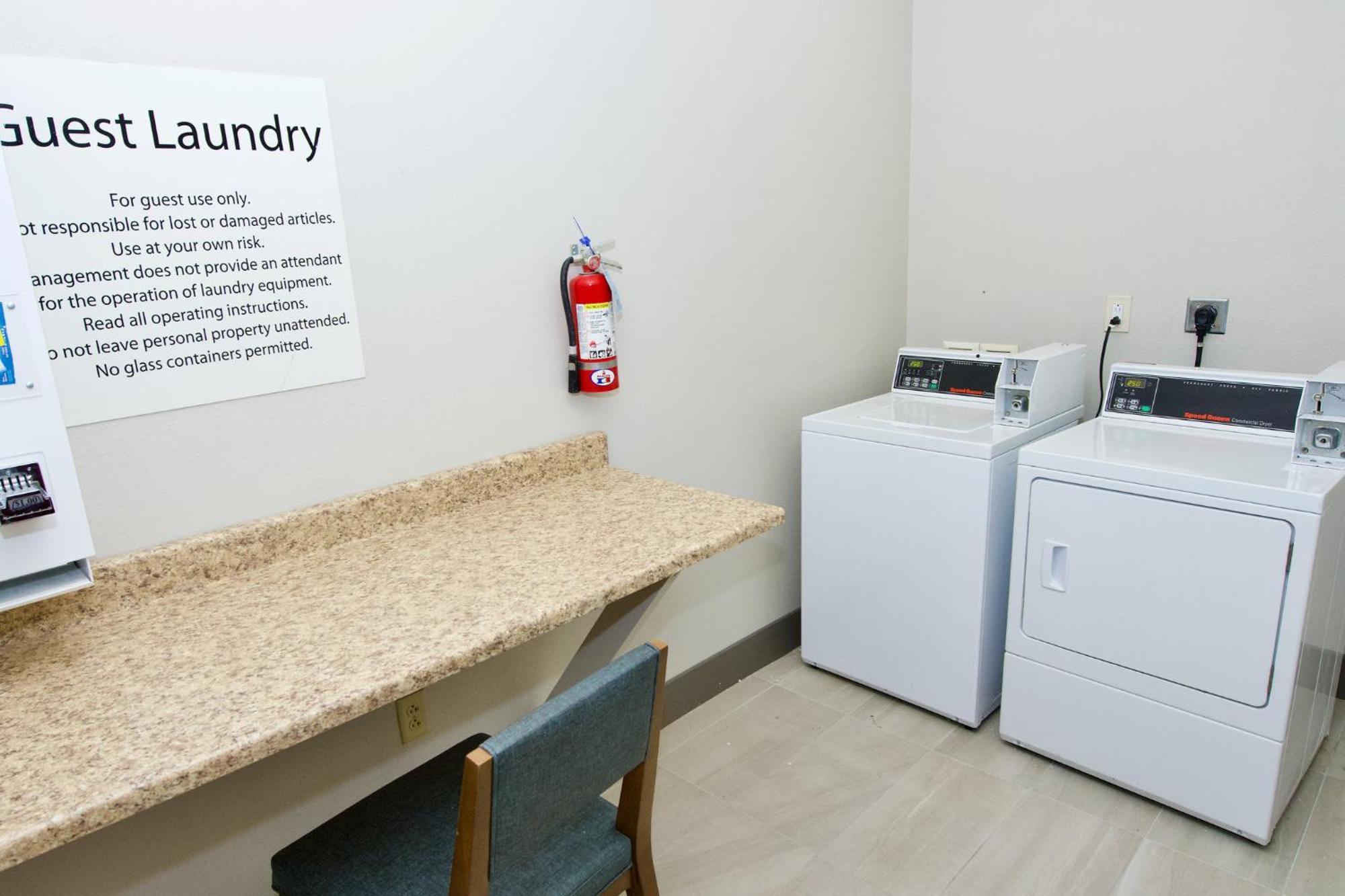 Holiday Inn Express Hotel & Suites St. Charles By Ihg Saint Charles Bagian luar foto