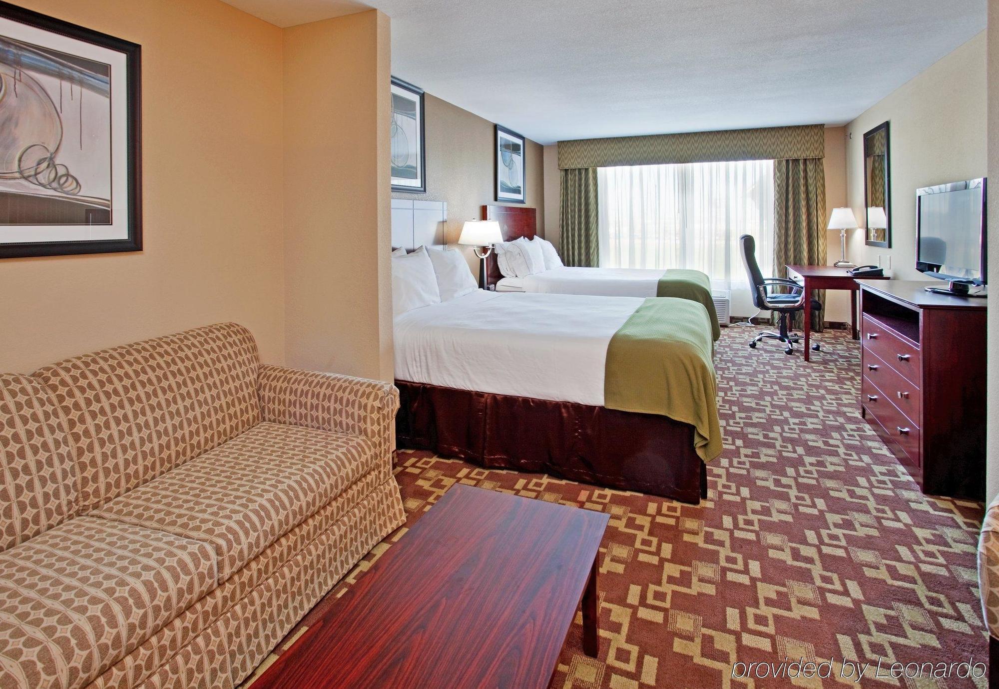 Holiday Inn Express Hotel & Suites St. Charles By Ihg Saint Charles Bagian luar foto